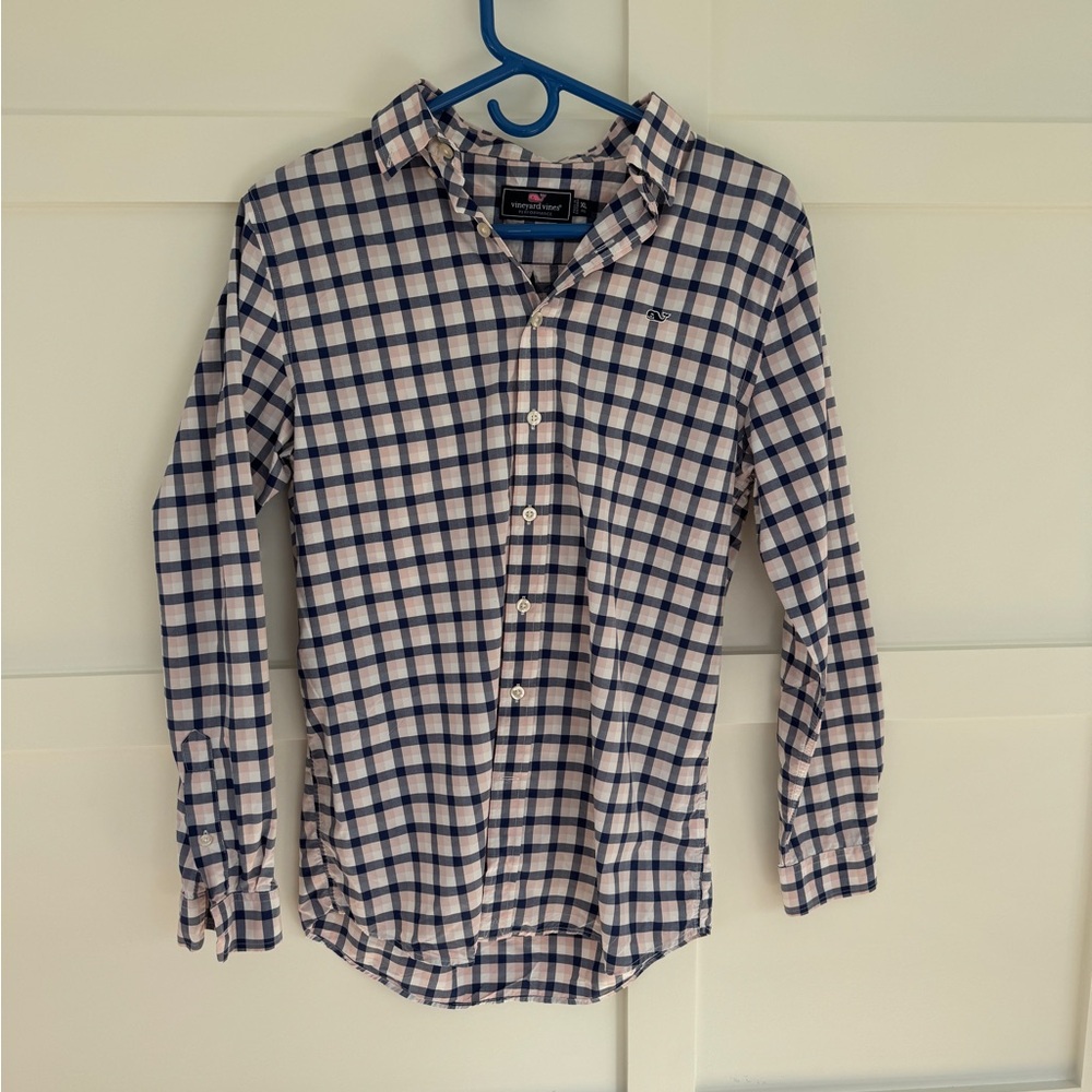 Vineyard Vines Boys XL (18) Performance Shirt Navy/Pink/White. 100% Nylon.